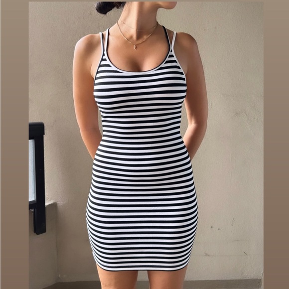 Striped bodycon dress - Picture 1 of 2